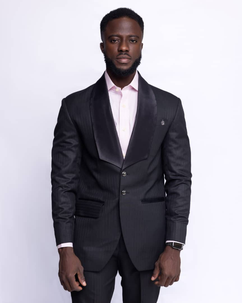 Lapel suit